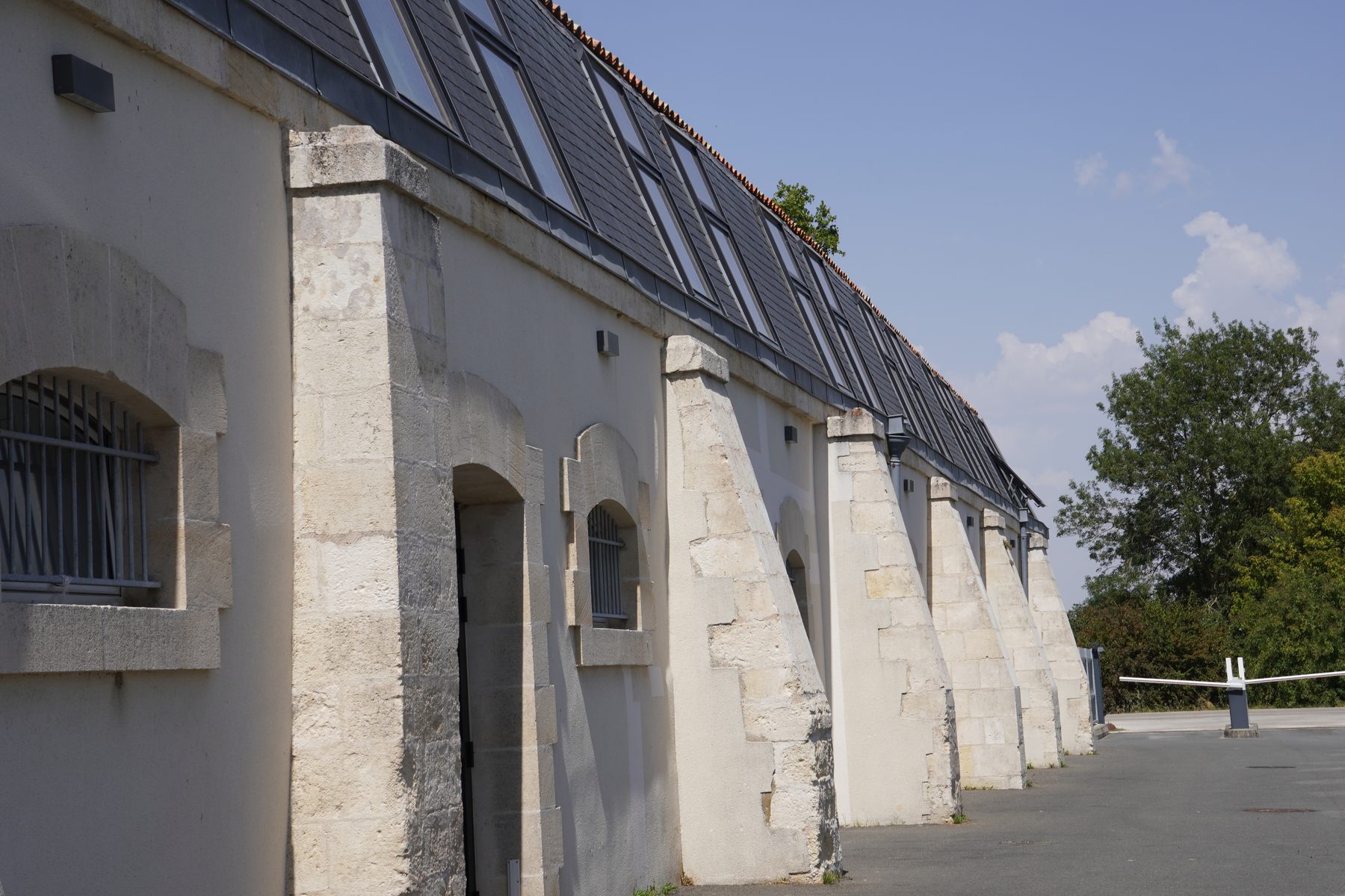 Les bureaux d'Expert Audit Énergétique au Technopôle de l'Arsenal, Rochefort